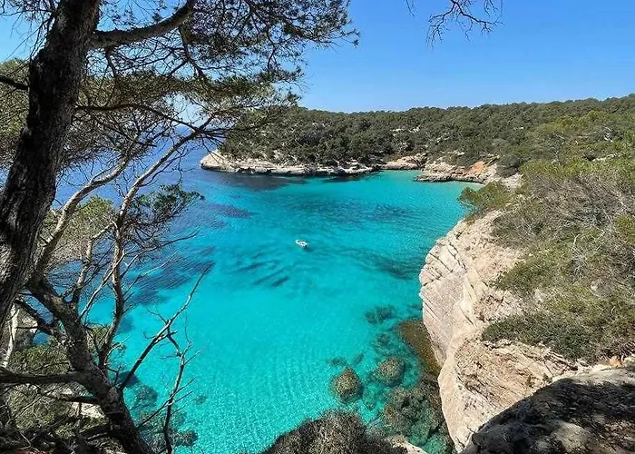 Mitjana -apartamento Con Piscina Junto La Playa Apartment *